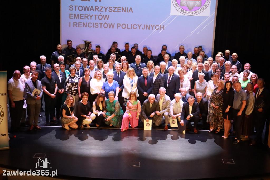 Fotorelacja II: 5 lat Stowarzyszenia Emerytów i Rencistów Policyjnych w Myszkowie