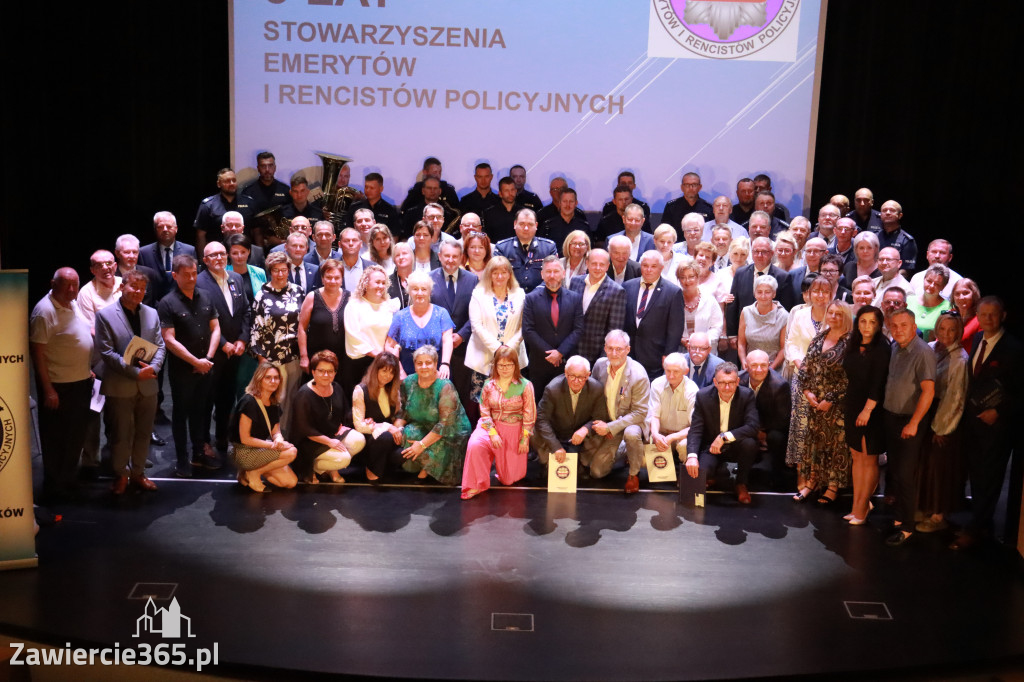 Fotorelacja II: 5 lat Stowarzyszenia Emerytów i Rencistów Policyjnych w Myszkowie