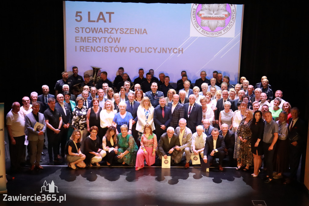 Fotorelacja II: 5 lat Stowarzyszenia Emerytów i Rencistów Policyjnych w Myszkowie