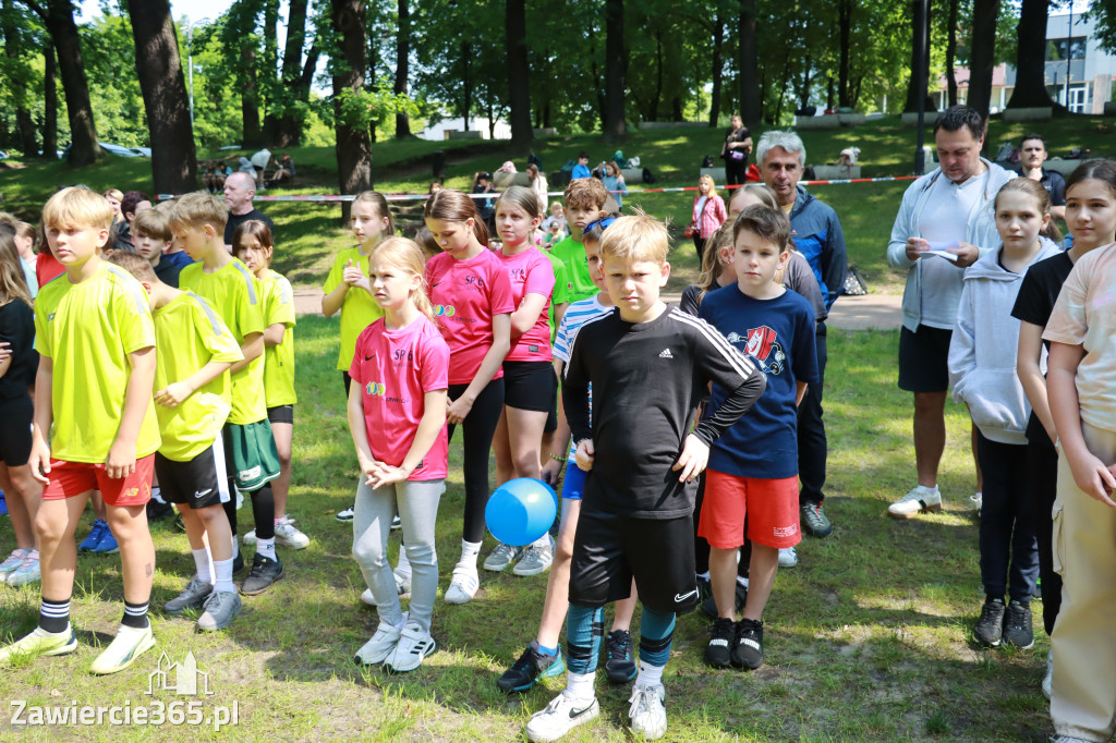 Fotorelacja: BIEG PO ZDROWIE zorganizowany przez SP5 i PSSE Zawiercie