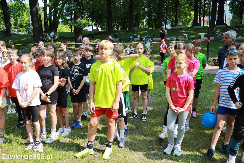 Fotorelacja: BIEG PO ZDROWIE zorganizowany przez SP5 i PSSE Zawiercie