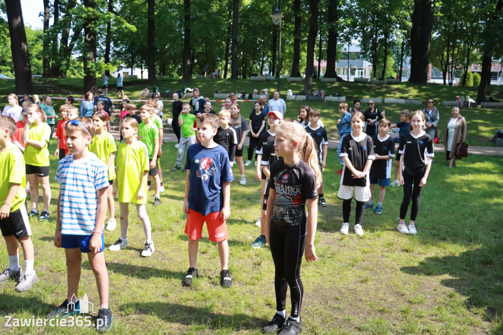 Fotorelacja: BIEG PO ZDROWIE zorganizowany przez SP5 i PSSE Zawiercie
