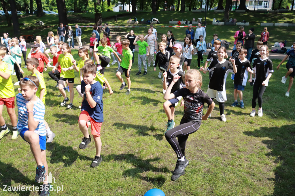 Fotorelacja: BIEG PO ZDROWIE zorganizowany przez SP5 i PSSE Zawiercie