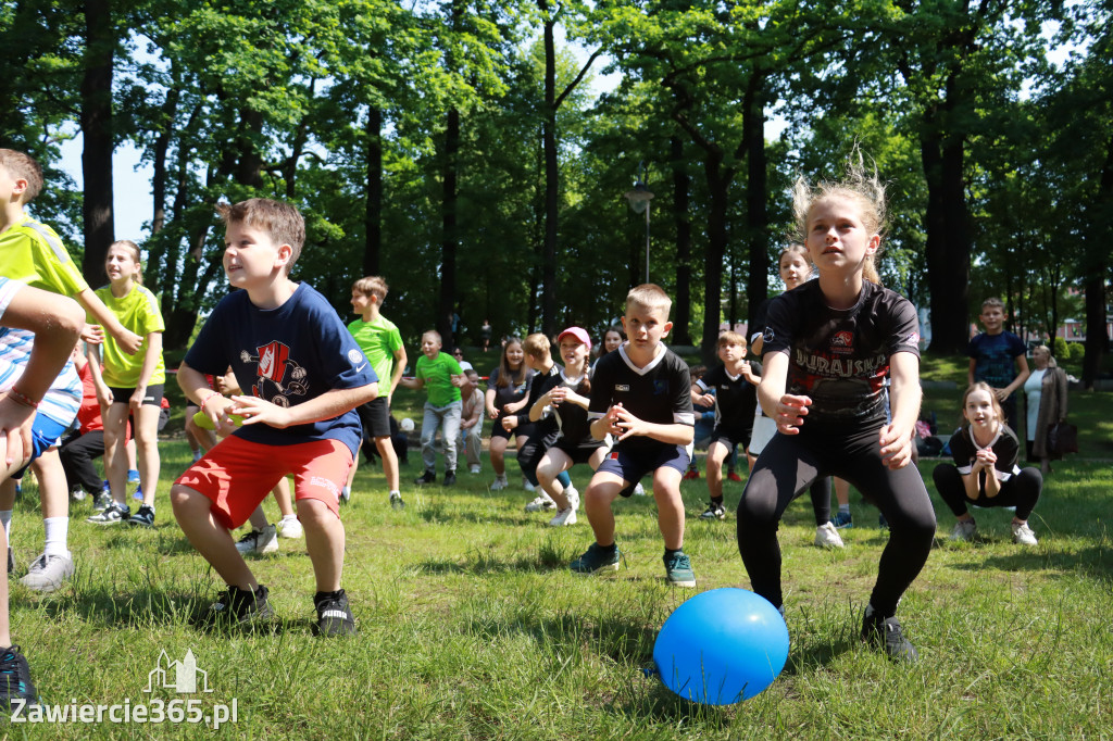 Fotorelacja: BIEG PO ZDROWIE zorganizowany przez SP5 i PSSE Zawiercie