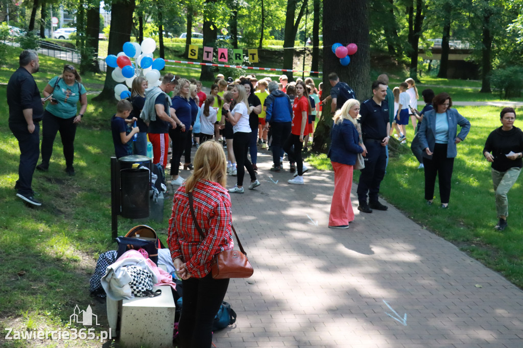 Fotorelacja: BIEG PO ZDROWIE zorganizowany przez SP5 i PSSE Zawiercie