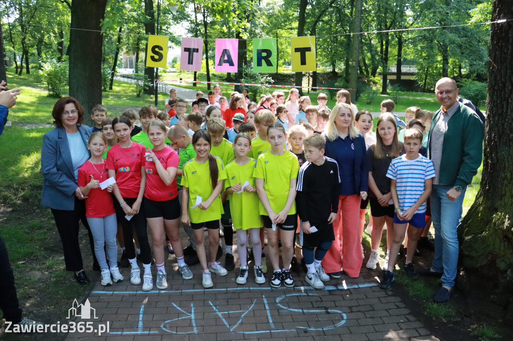 Fotorelacja: BIEG PO ZDROWIE zorganizowany przez SP5 i PSSE Zawiercie