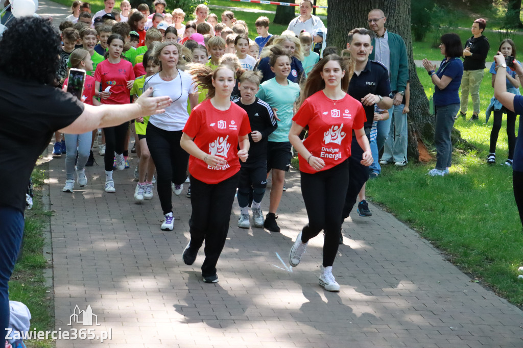 Fotorelacja: BIEG PO ZDROWIE zorganizowany przez SP5 i PSSE Zawiercie