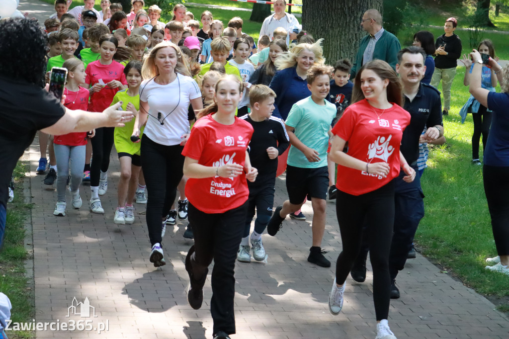 Fotorelacja: BIEG PO ZDROWIE zorganizowany przez SP5 i PSSE Zawiercie