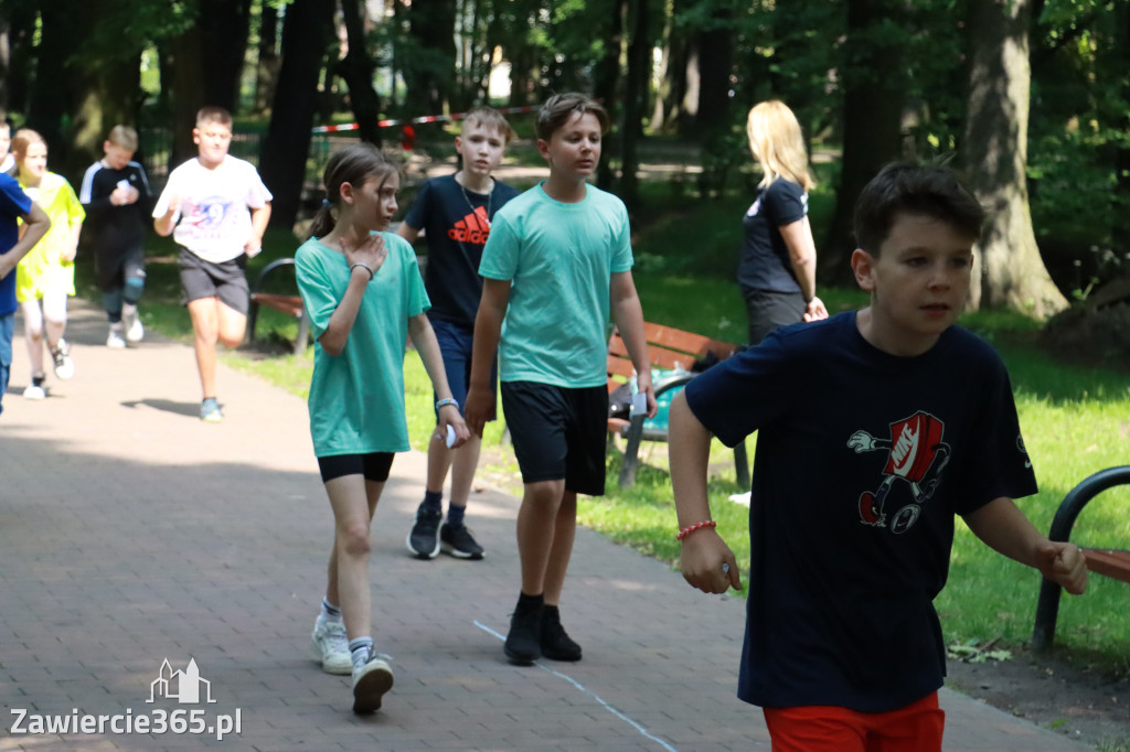 Fotorelacja: BIEG PO ZDROWIE zorganizowany przez SP5 i PSSE Zawiercie