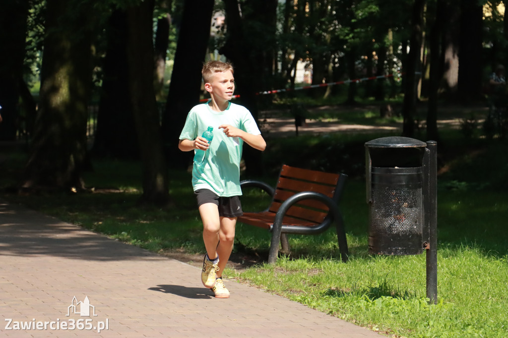 Fotorelacja: BIEG PO ZDROWIE zorganizowany przez SP5 i PSSE Zawiercie