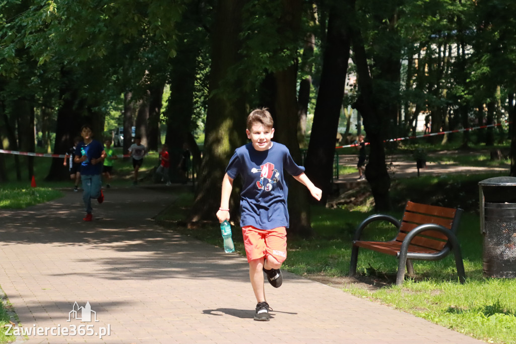 Fotorelacja: BIEG PO ZDROWIE zorganizowany przez SP5 i PSSE Zawiercie