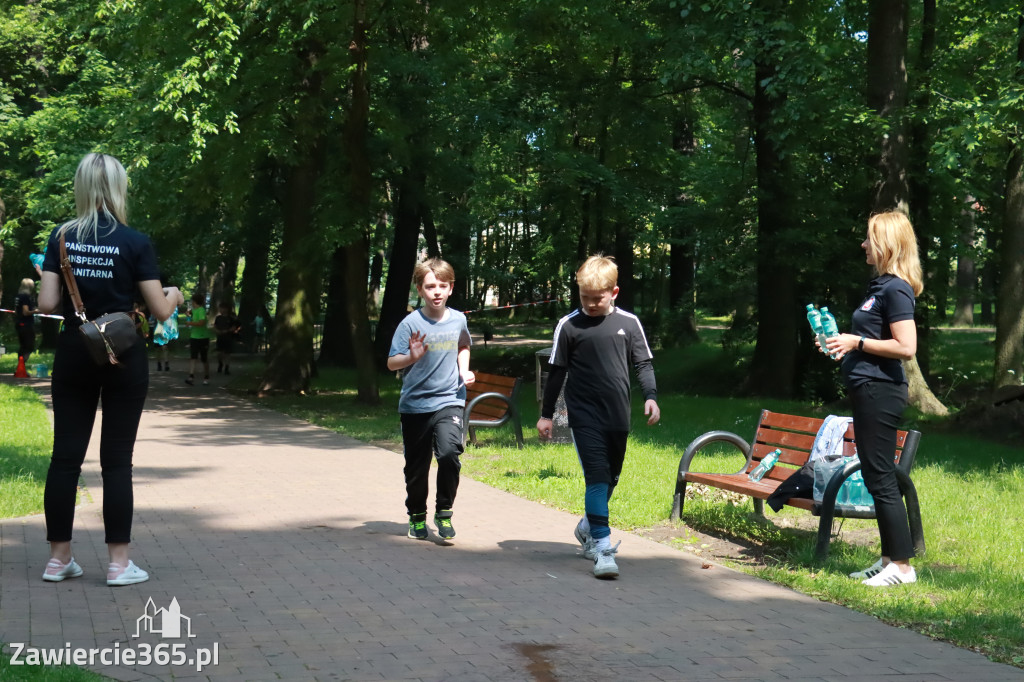 Fotorelacja: BIEG PO ZDROWIE zorganizowany przez SP5 i PSSE Zawiercie