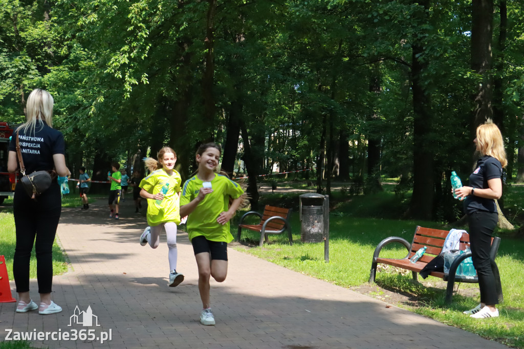 Fotorelacja: BIEG PO ZDROWIE zorganizowany przez SP5 i PSSE Zawiercie