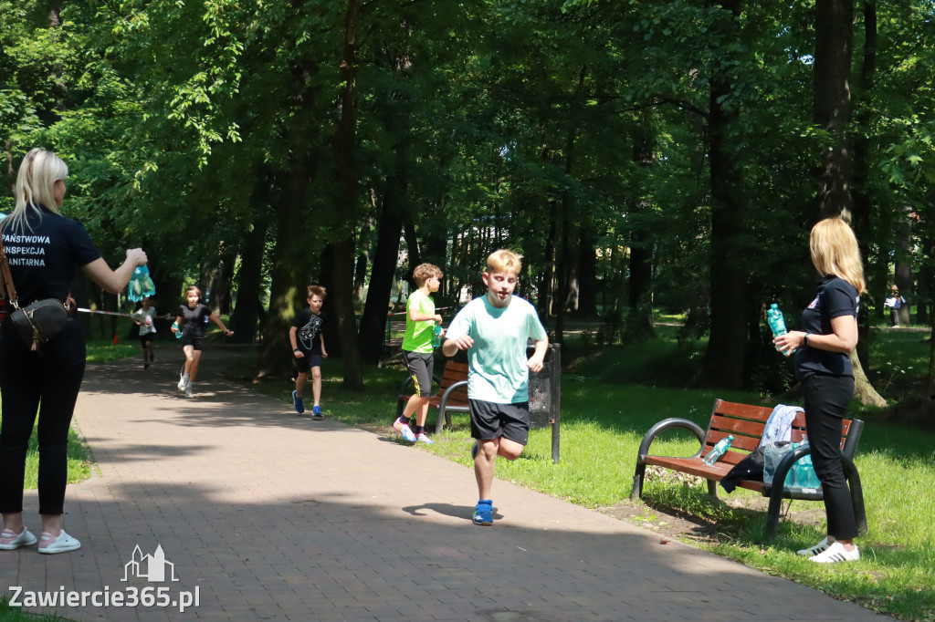 Fotorelacja: BIEG PO ZDROWIE zorganizowany przez SP5 i PSSE Zawiercie