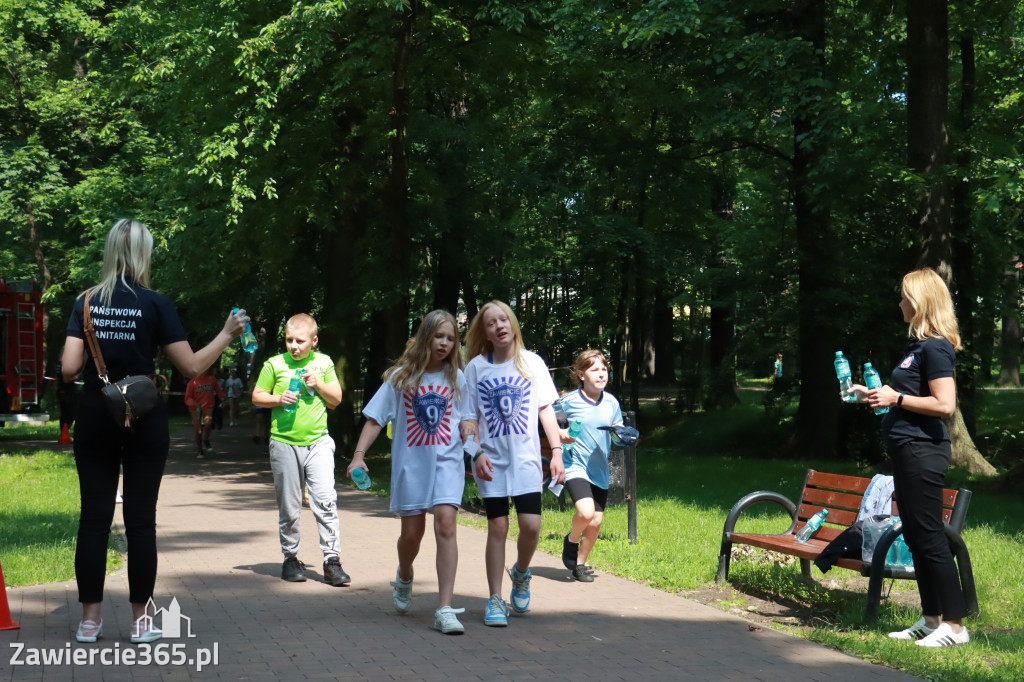 Fotorelacja: BIEG PO ZDROWIE zorganizowany przez SP5 i PSSE Zawiercie