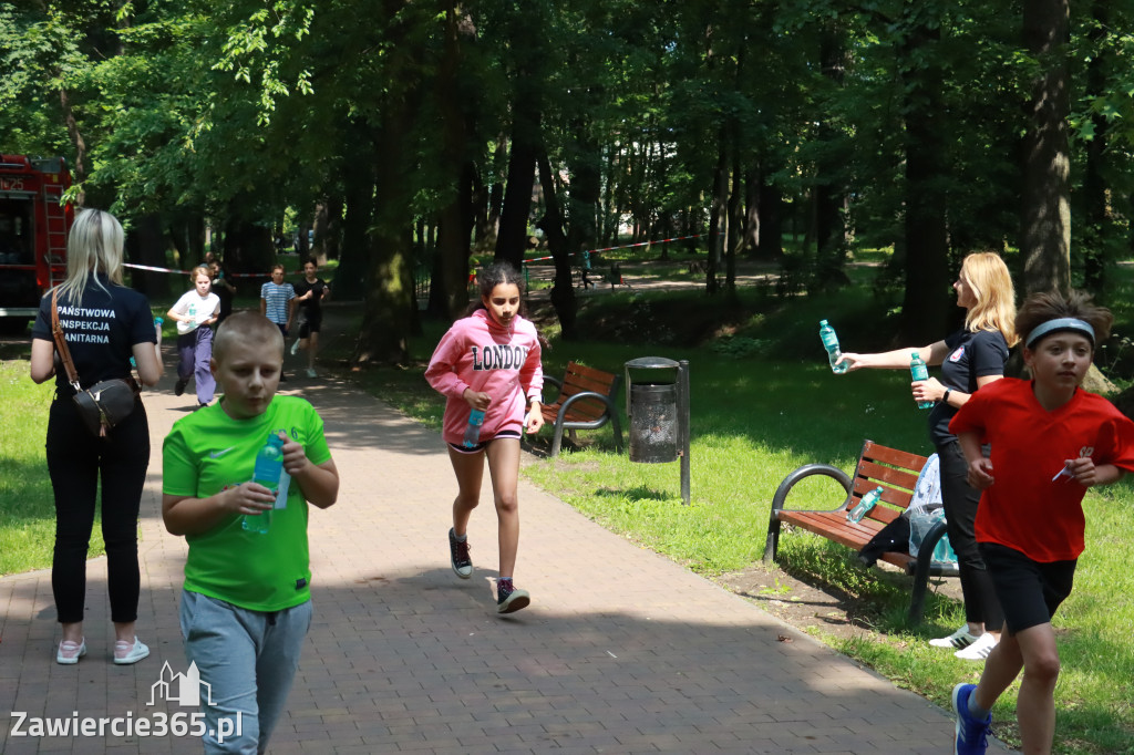 Fotorelacja: BIEG PO ZDROWIE zorganizowany przez SP5 i PSSE Zawiercie