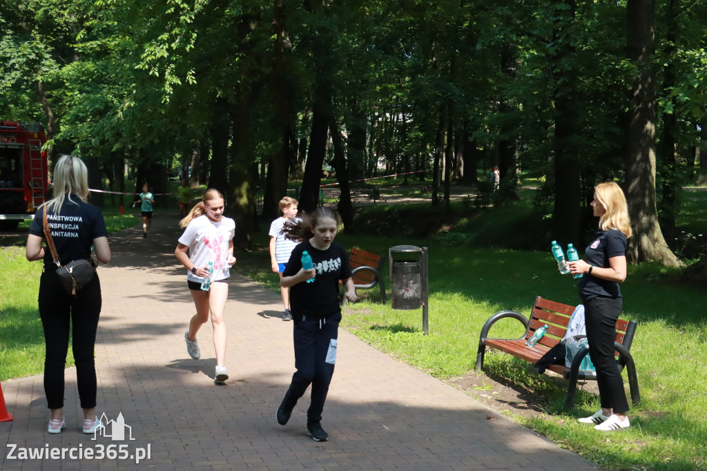 Fotorelacja: BIEG PO ZDROWIE zorganizowany przez SP5 i PSSE Zawiercie