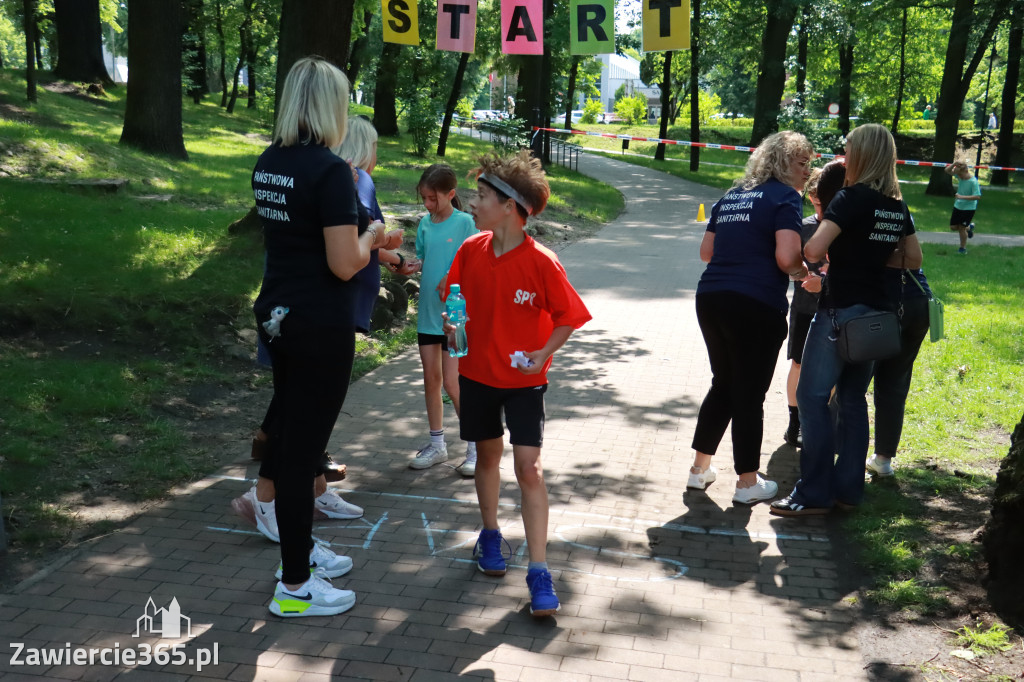 Fotorelacja: BIEG PO ZDROWIE zorganizowany przez SP5 i PSSE Zawiercie