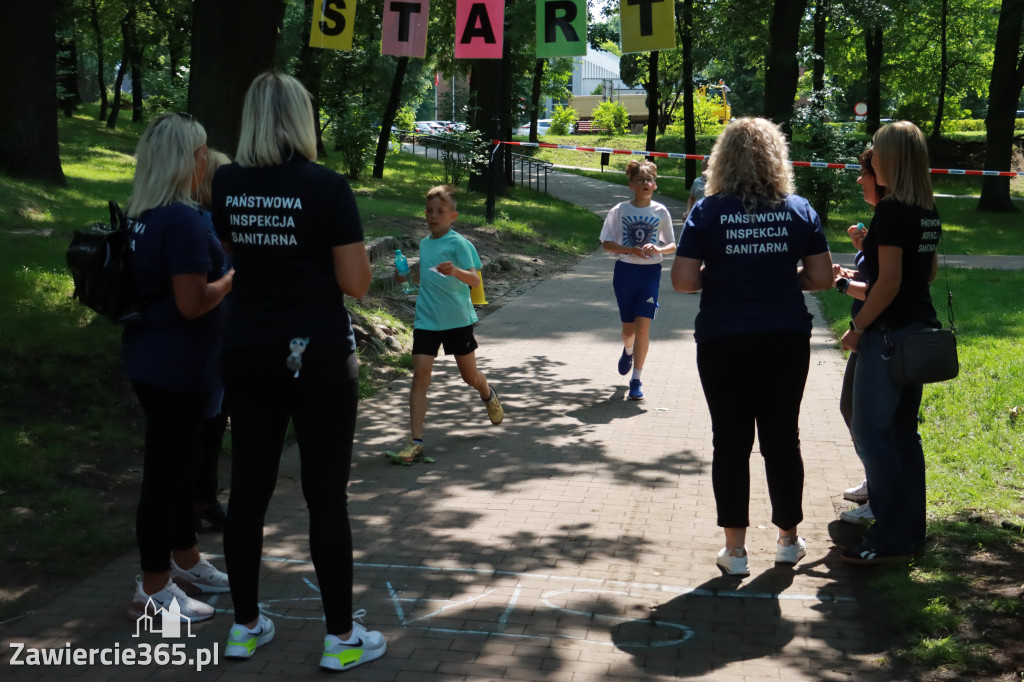 Fotorelacja: BIEG PO ZDROWIE zorganizowany przez SP5 i PSSE Zawiercie