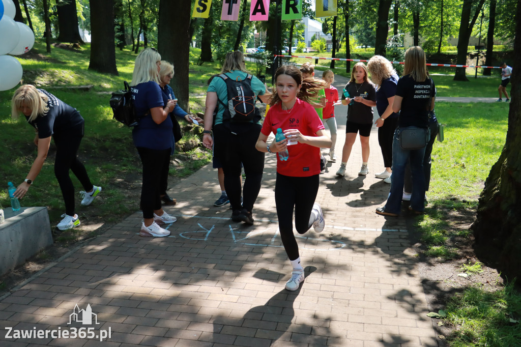 Fotorelacja: BIEG PO ZDROWIE zorganizowany przez SP5 i PSSE Zawiercie