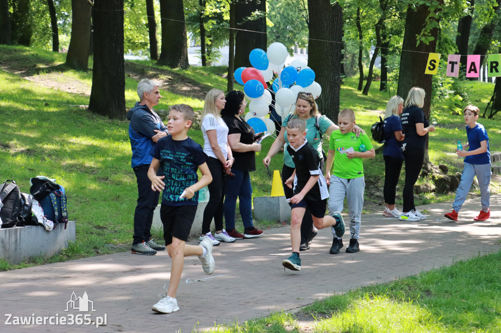 Fotorelacja: BIEG PO ZDROWIE zorganizowany przez SP5 i PSSE Zawiercie