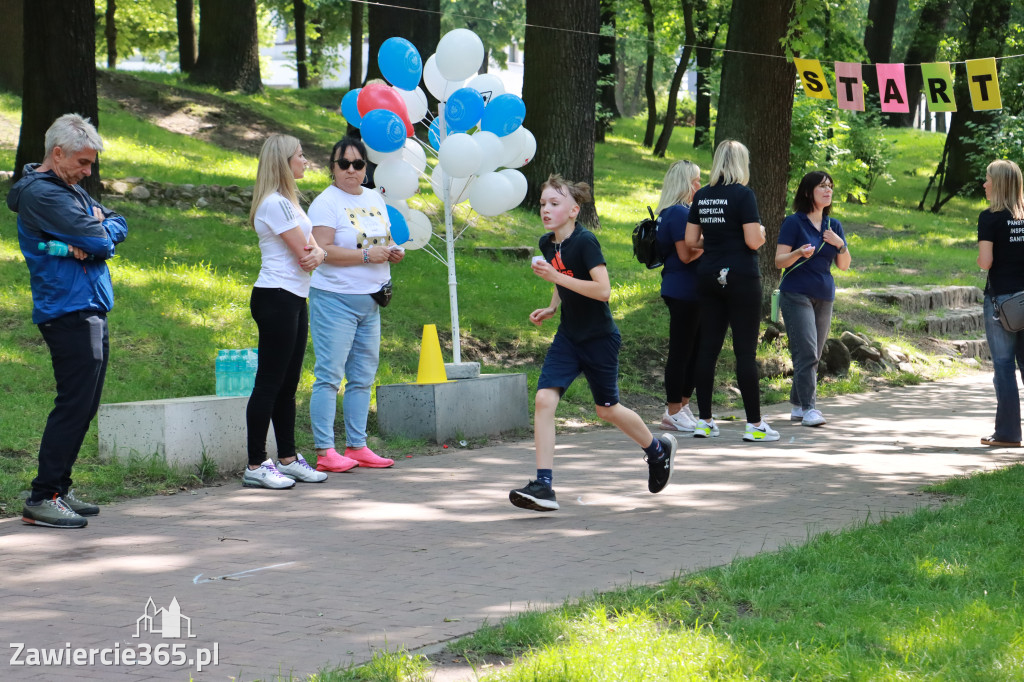 Fotorelacja: BIEG PO ZDROWIE zorganizowany przez SP5 i PSSE Zawiercie