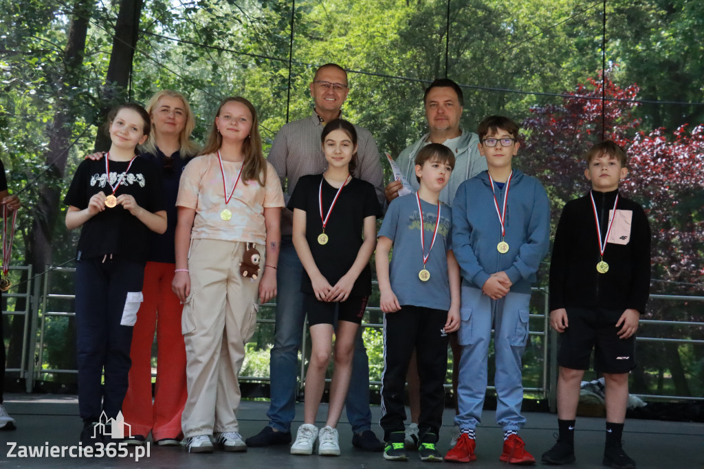 Fotorelacja: BIEG PO ZDROWIE zorganizowany przez SP5 i PSSE Zawiercie