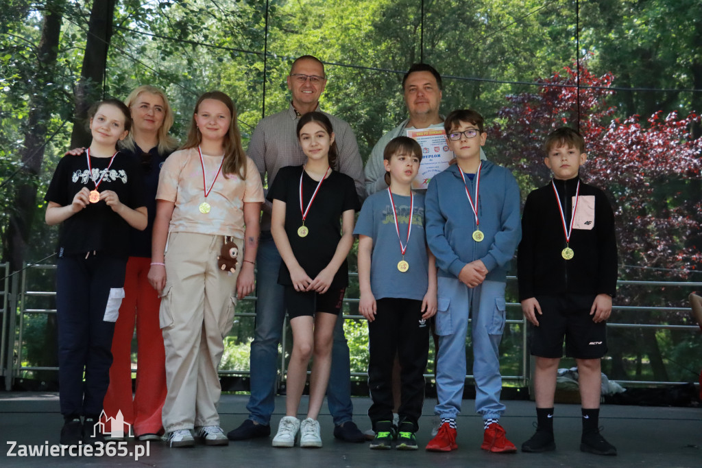 Fotorelacja: BIEG PO ZDROWIE zorganizowany przez SP5 i PSSE Zawiercie