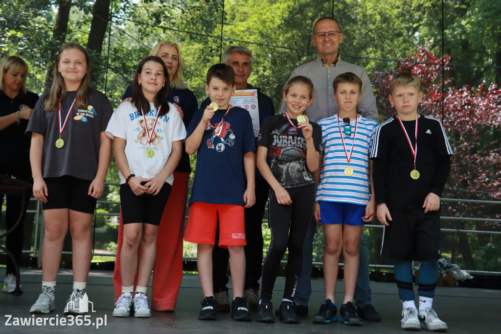 Fotorelacja: BIEG PO ZDROWIE zorganizowany przez SP5 i PSSE Zawiercie