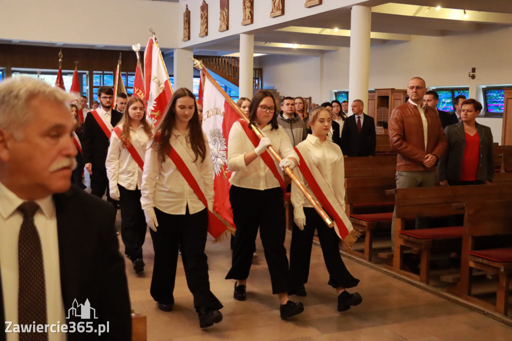 Fotorelacja I: Jubileusz 30-lecia Katolika w Zawierciu