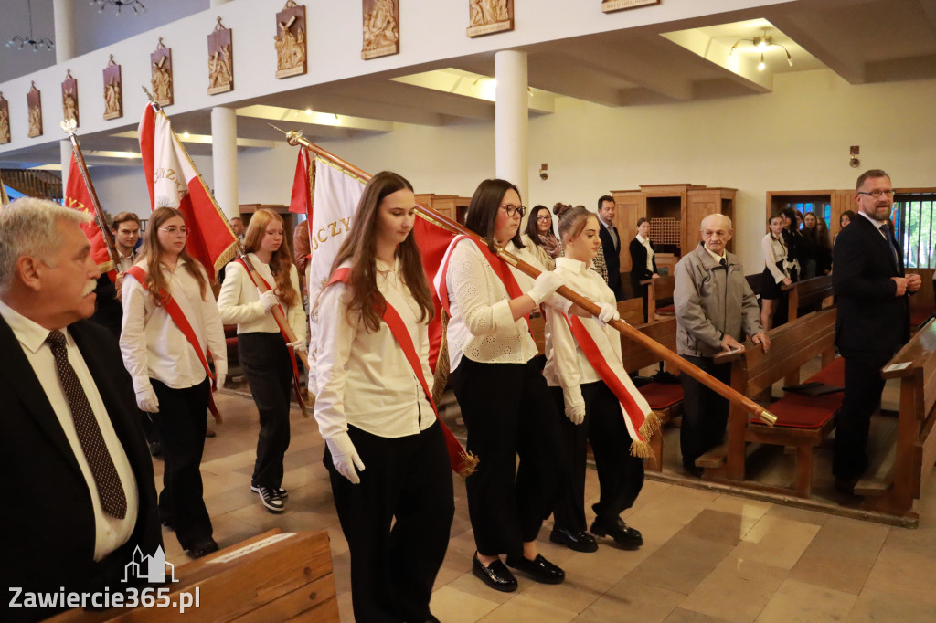 Fotorelacja I: Jubileusz 30-lecia Katolika w Zawierciu