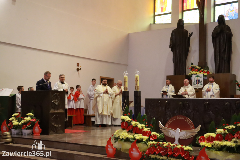 Fotorelacja I: Jubileusz 30-lecia Katolika w Zawierciu