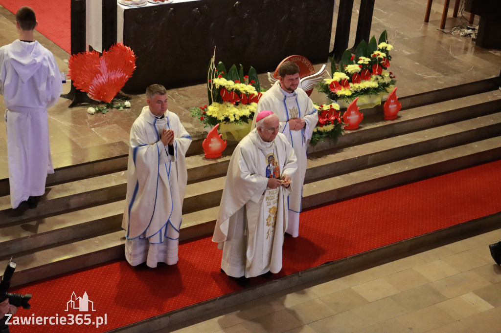 Fotorelacja I: Jubileusz 30-lecia Katolika w Zawierciu