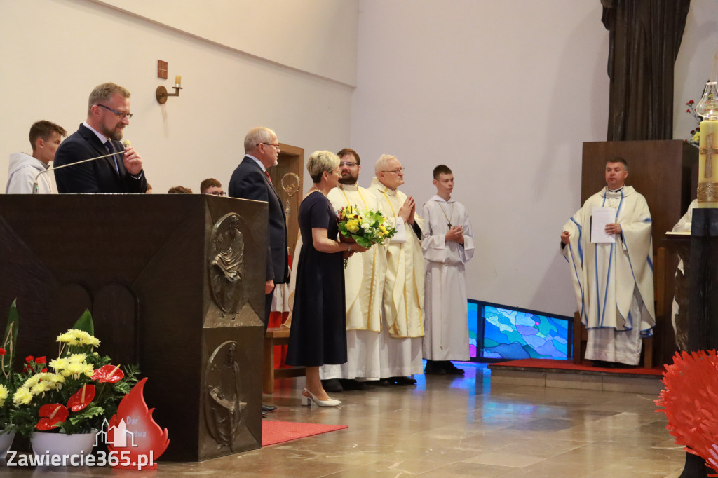 Fotorelacja I: Jubileusz 30-lecia Katolika w Zawierciu