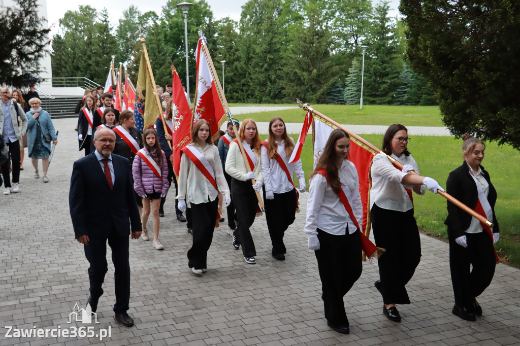 Fotorelacja I: Jubileusz 30-lecia Katolika w Zawierciu