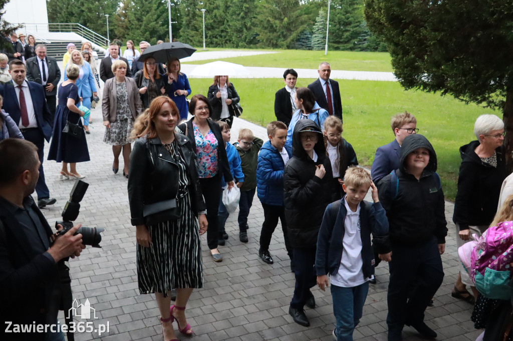 Fotorelacja I: Jubileusz 30-lecia Katolika w Zawierciu
