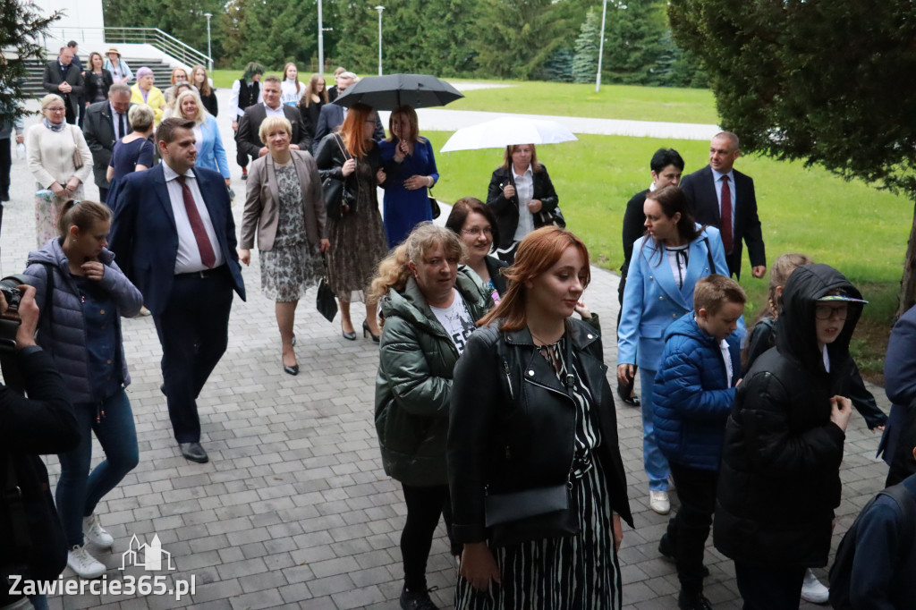 Fotorelacja I: Jubileusz 30-lecia Katolika w Zawierciu