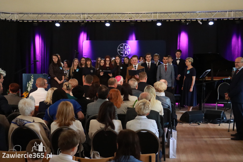 Fotorelacja II: Jubileusz 30-lecia Katolika w Zawierciu
