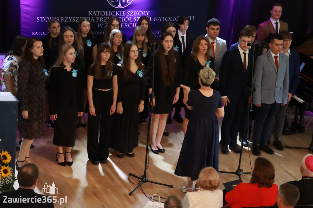 Fotorelacja II: Jubileusz 30-lecia Katolika w Zawierciu