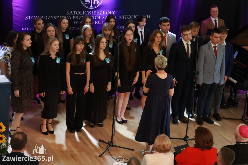 Fotorelacja II: Jubileusz 30-lecia Katolika w Zawierciu