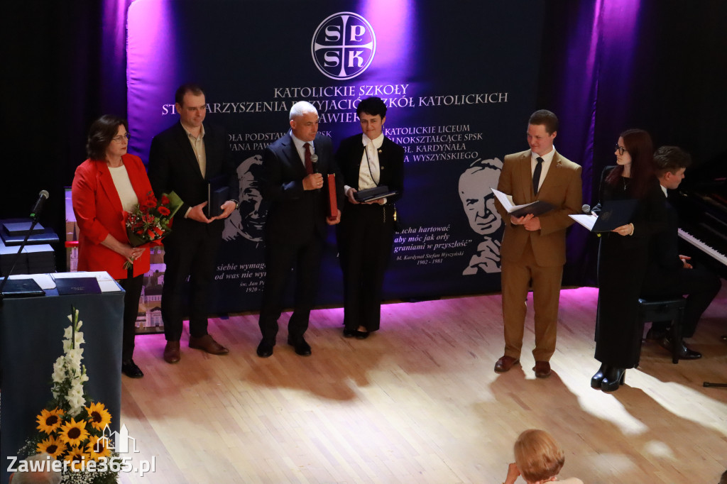 Fotorelacja II: Jubileusz 30-lecia Katolika w Zawierciu