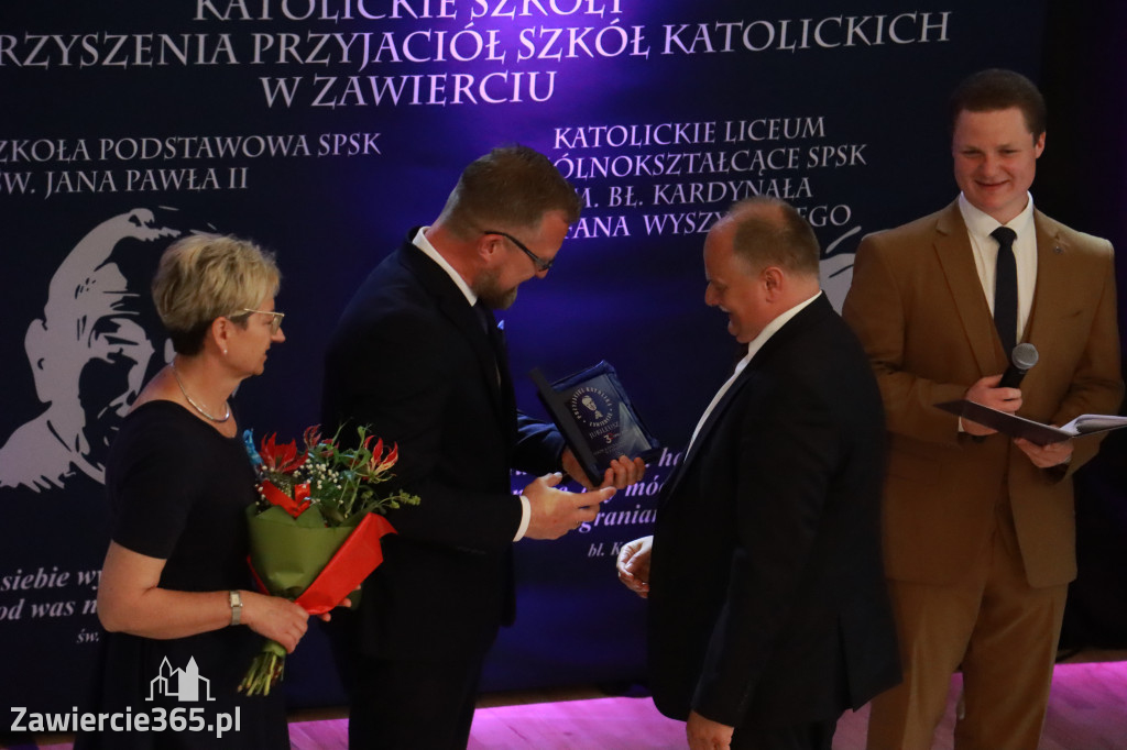 Fotorelacja II: Jubileusz 30-lecia Katolika w Zawierciu