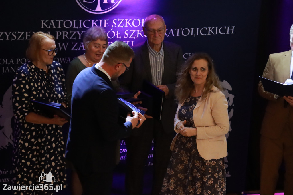 Fotorelacja II: Jubileusz 30-lecia Katolika w Zawierciu