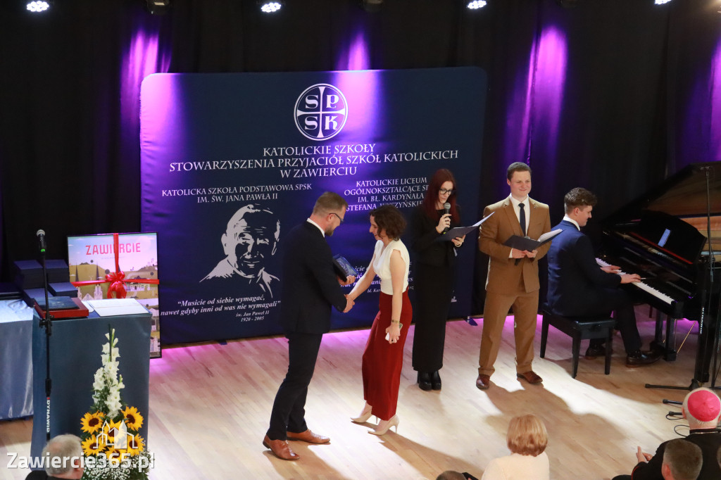 Fotorelacja II: Jubileusz 30-lecia Katolika w Zawierciu
