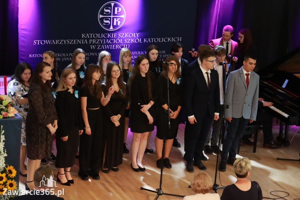 Fotorelacja II: Jubileusz 30-lecia Katolika w Zawierciu