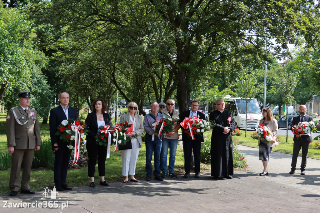 Fotorelacja Zawiercie: Narodowy Dzień Pamięci Ofiar Niemieckich Nazistowskich Obozów Koncentracyjnych