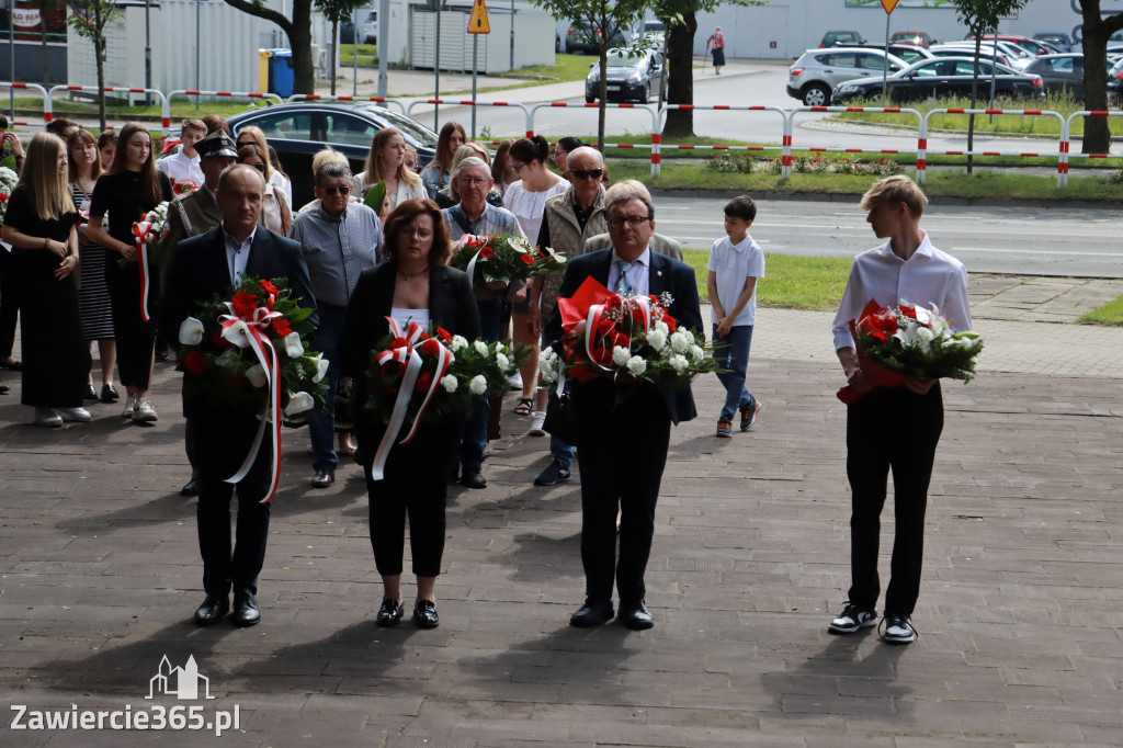 Fotorelacja Zawiercie: Narodowy Dzień Pamięci Ofiar Niemieckich Nazistowskich Obozów Koncentracyjnych