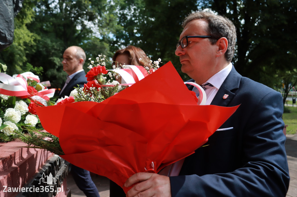 Fotorelacja Zawiercie: Narodowy Dzień Pamięci Ofiar Niemieckich Nazistowskich Obozów Koncentracyjnych