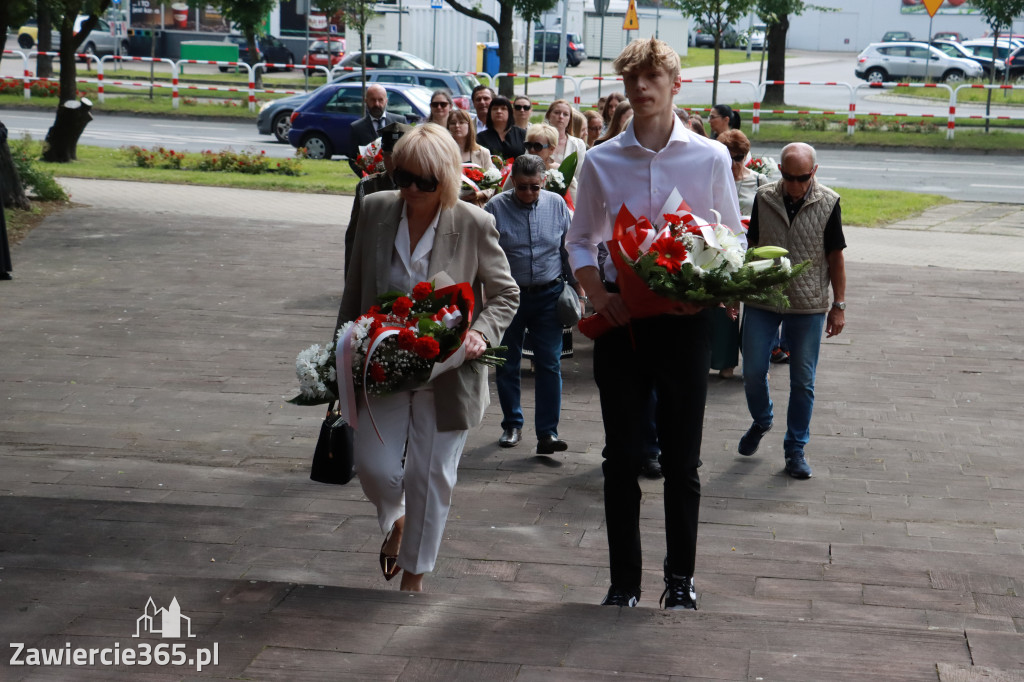 Fotorelacja Zawiercie: Narodowy Dzień Pamięci Ofiar Niemieckich Nazistowskich Obozów Koncentracyjnych
