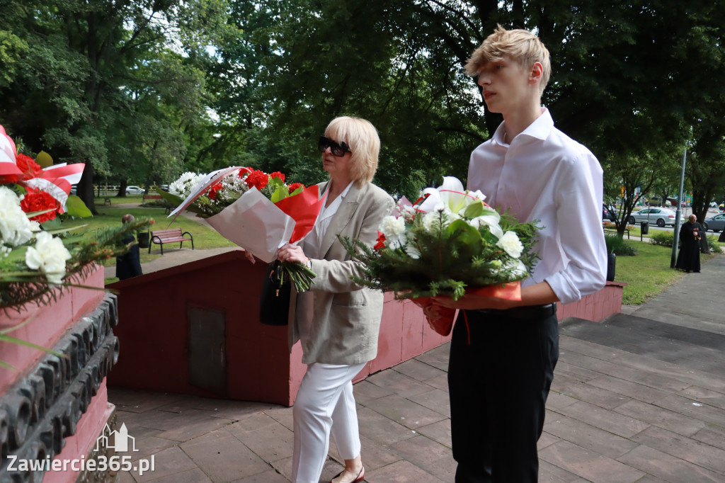 Fotorelacja Zawiercie: Narodowy Dzień Pamięci Ofiar Niemieckich Nazistowskich Obozów Koncentracyjnych